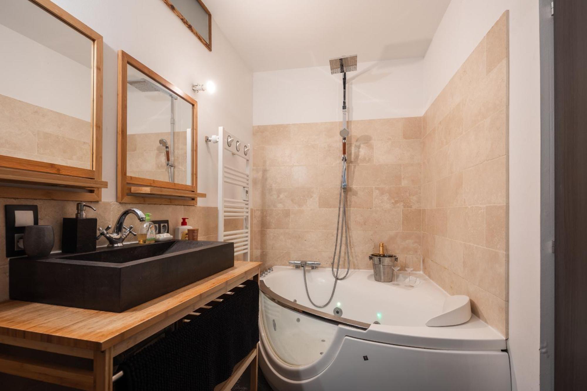 Appartement Spacieux Au Coeur D'Angers Etage 1 - 6 Personnes Exteriör bild