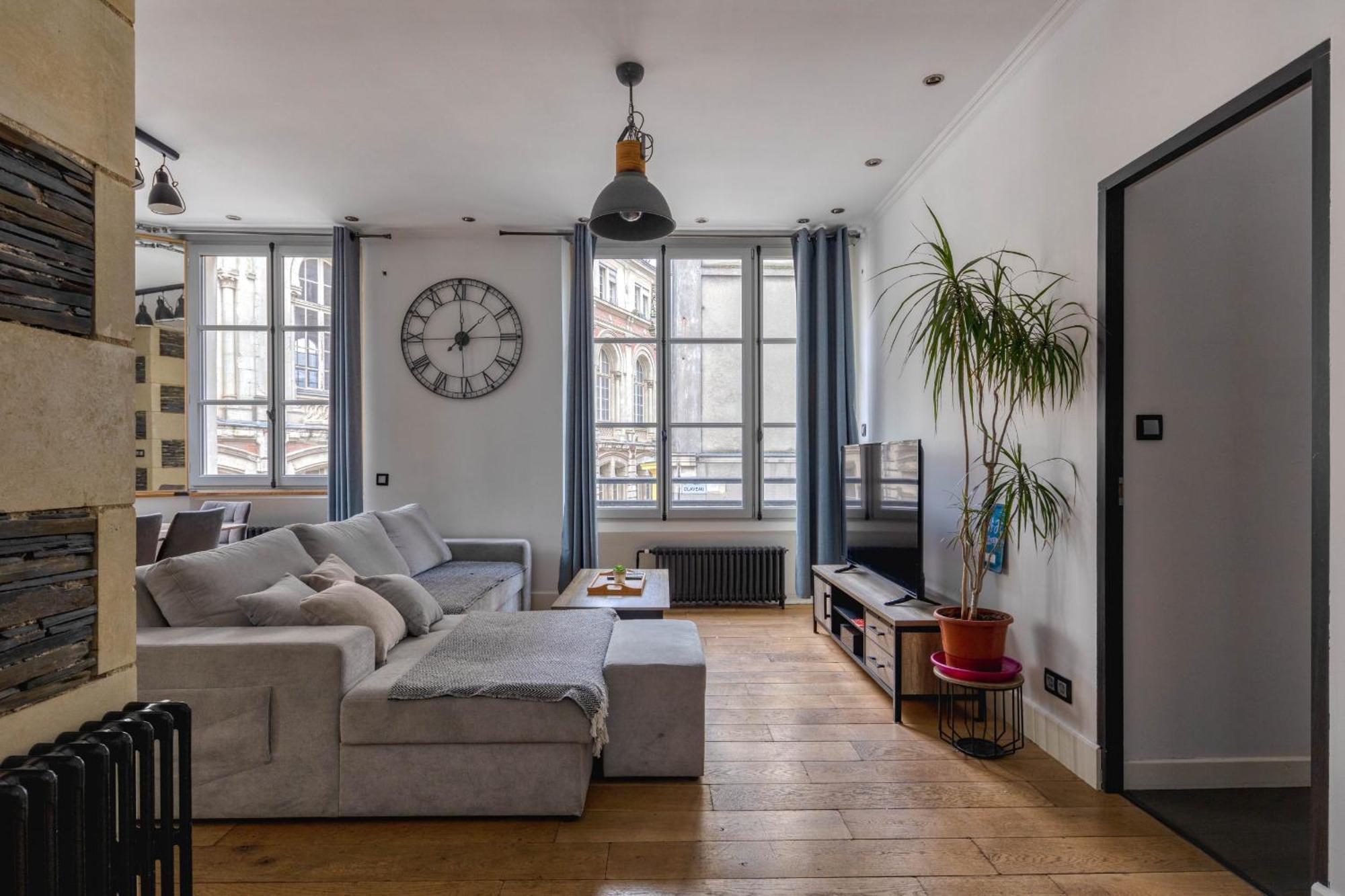 Appartement Spacieux Au Coeur D'Angers Etage 1 - 6 Personnes Exteriör bild